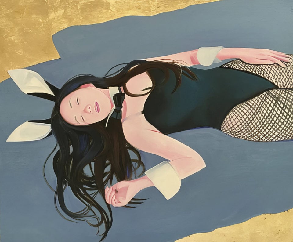 Kanaria sleeping huile et feuille dor sur toile oil and gold leaf on canvas 46x55 cm